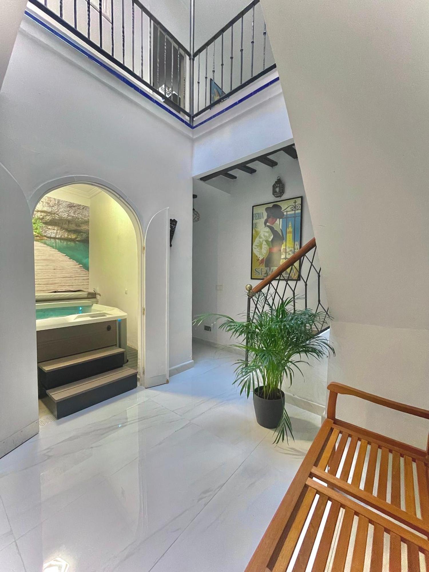 House -Rooftop&Jacuzzi -StayinSevilla Exteriör bild